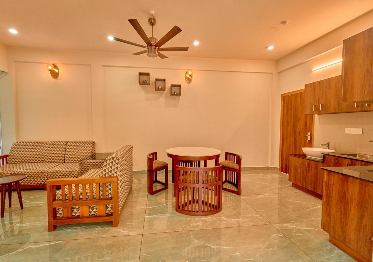 Glen Castle Vagamon Pool Resort By Voye Homes Exterior foto